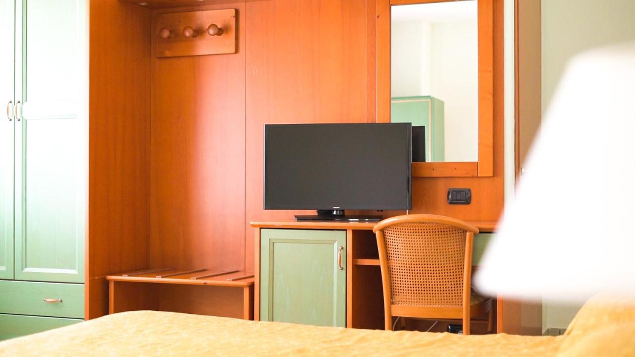 Apulia Hotel Corigliano Calabro Esterno foto