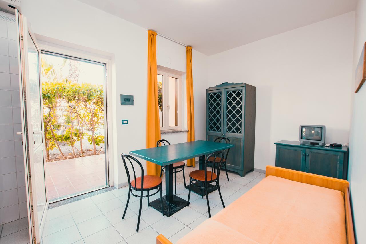 Apulia Hotel Corigliano Calabro Esterno foto