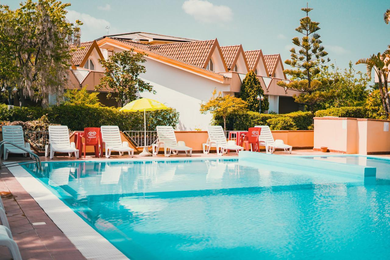 Apulia Hotel Corigliano Calabro Esterno foto