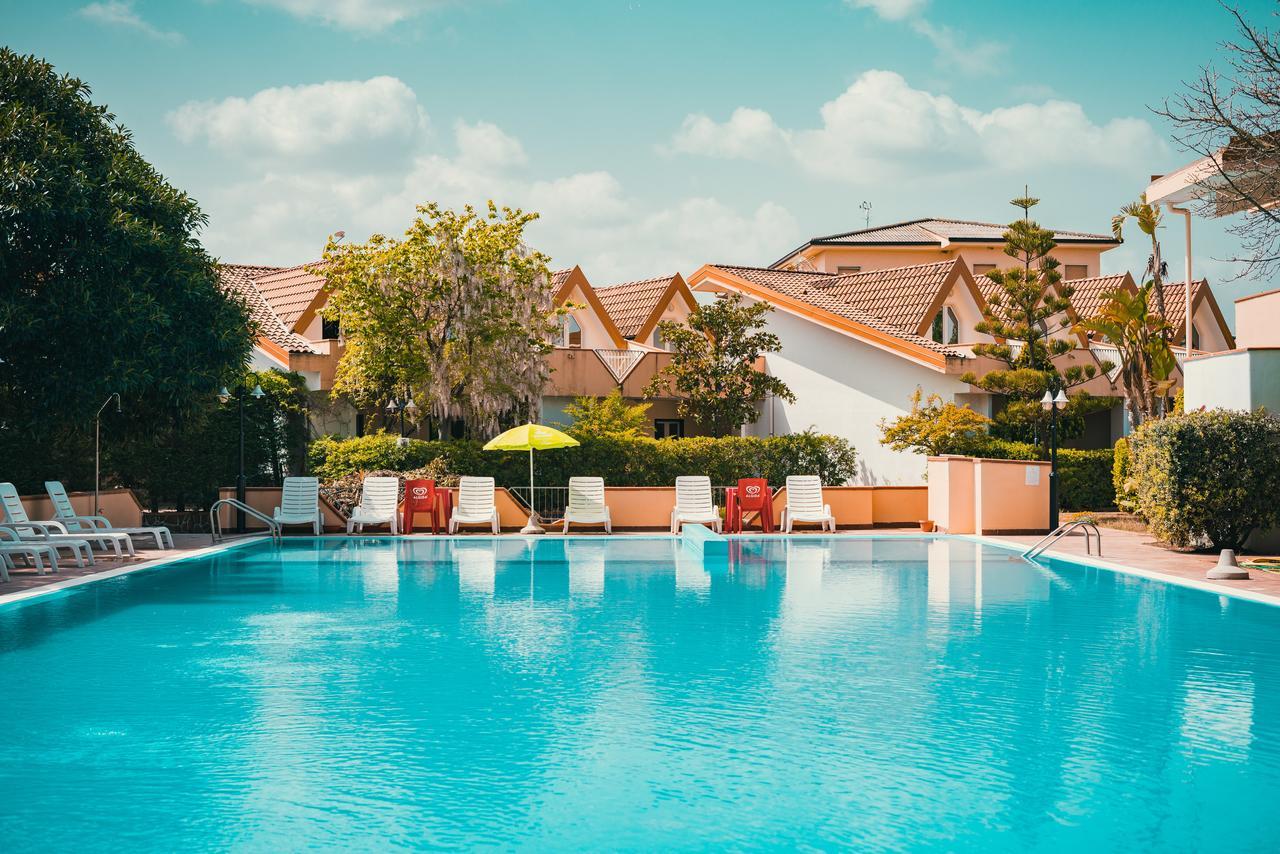 Apulia Hotel Corigliano Calabro Esterno foto